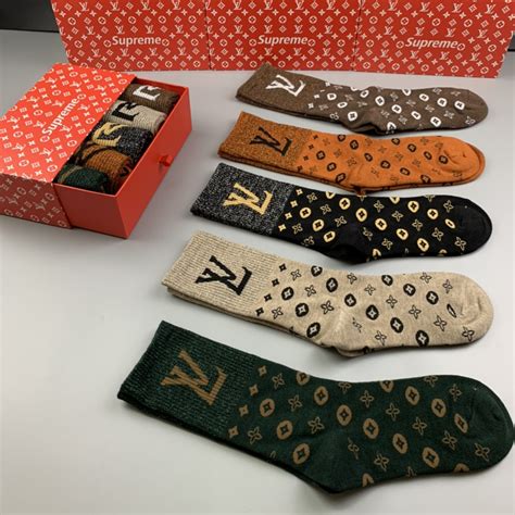 cost of louis vuitton socks.